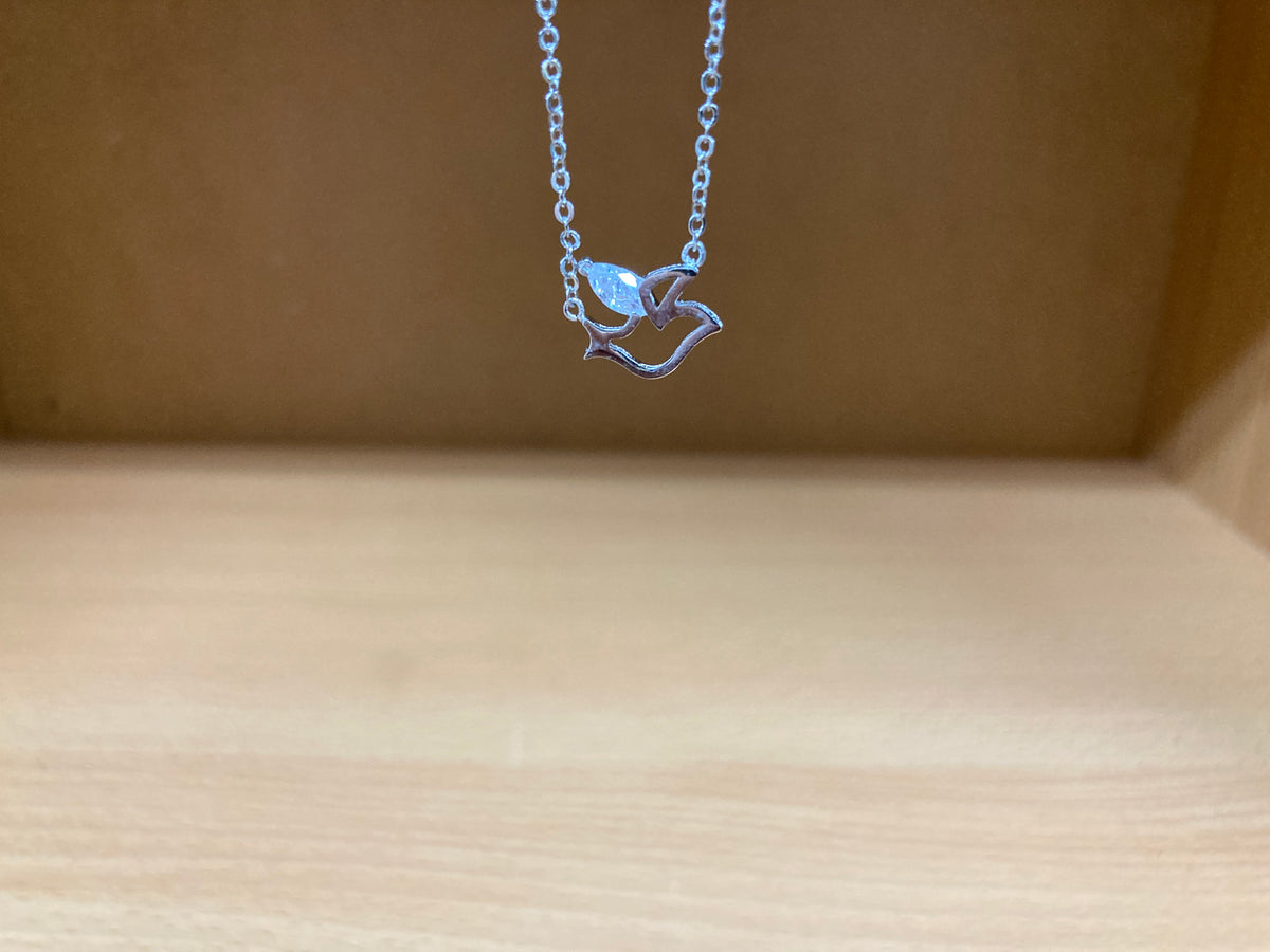 Tiny Treasures Seoul Bird Zirconia Wing Necklace (Silver) 10