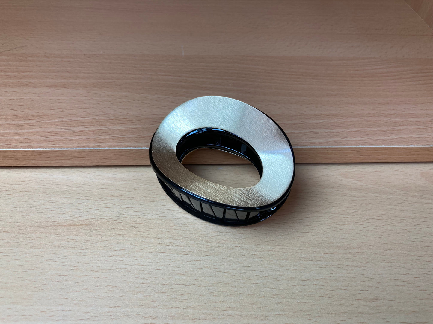 Tiny Treasures Seoul - Brushed Gold & Black Open Oval Mini Hair Claw Front View 3