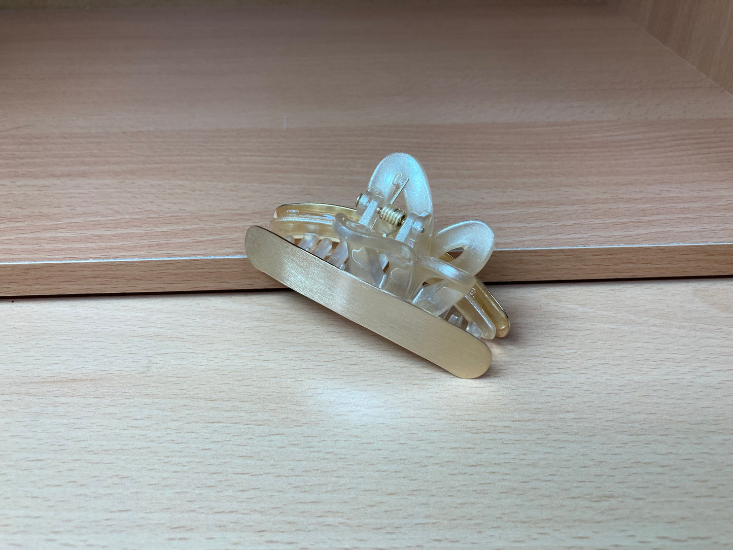 Tiny Treasures Seoul - Bunny Ear Hair Claw Clip (Gold) Detail View