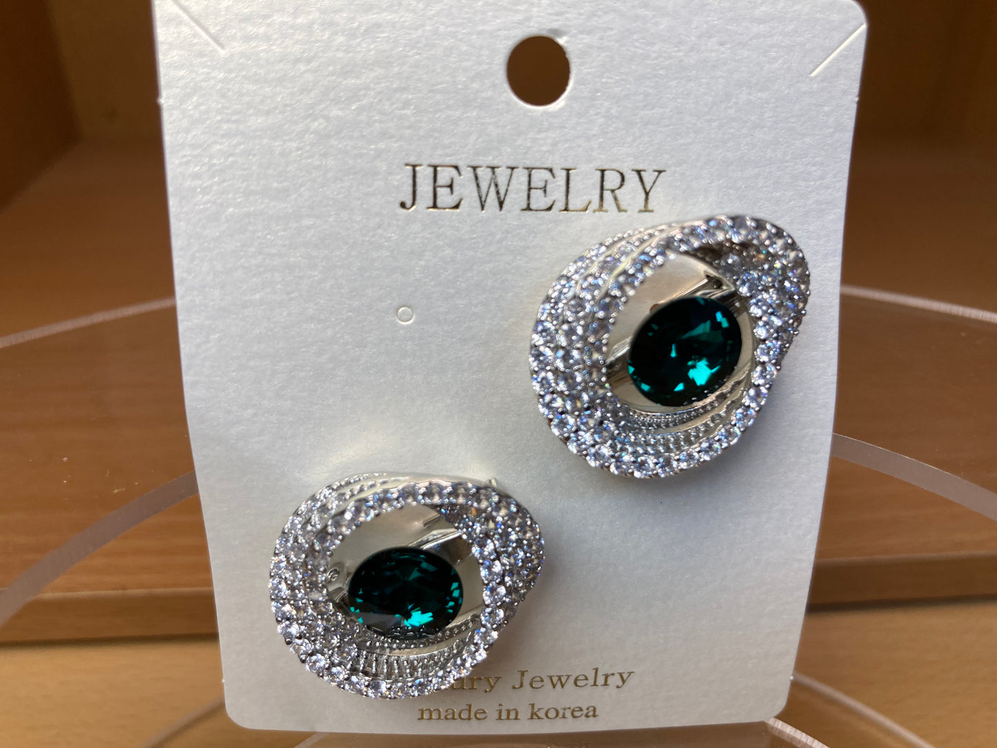 Tiny Treasures Seoul - Emerald Swarovski Crystal Oval Brooch Set (2 Pieces)