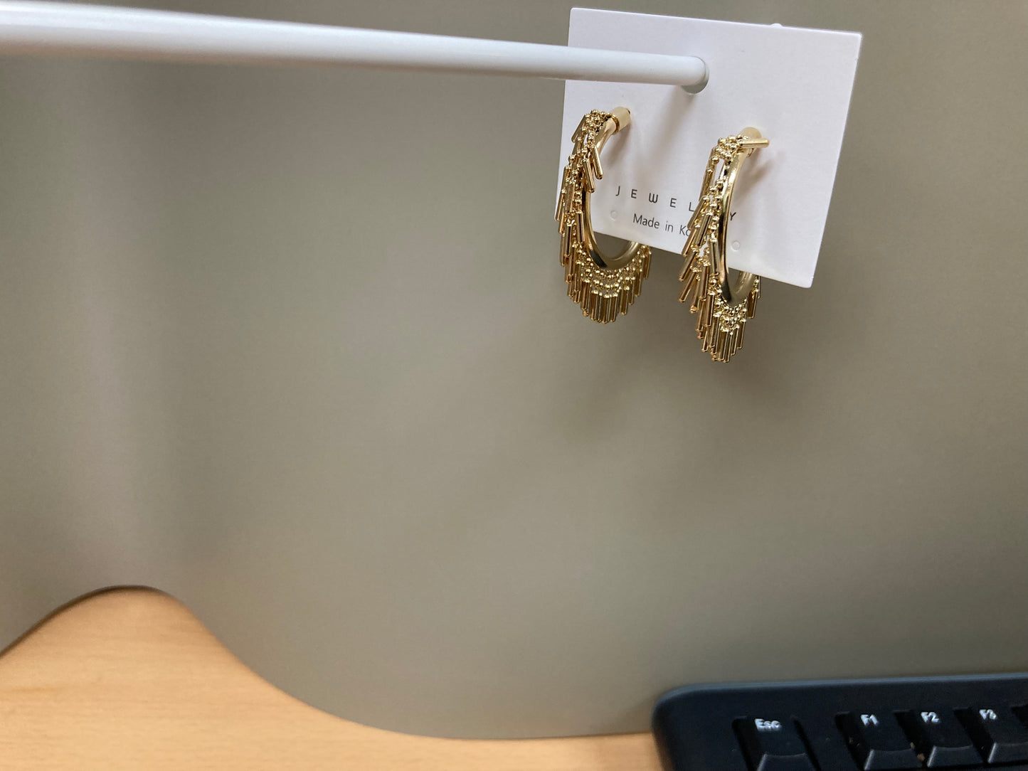 Tiny Treasures Seoul - Fringe Hoop Earrings (Gold)