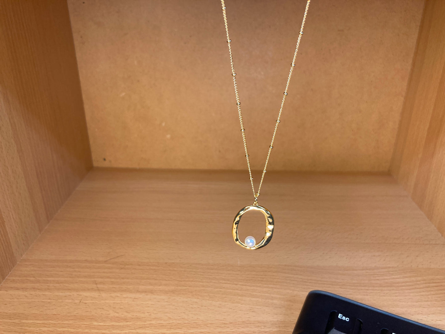 Tiny Treasures Seoul - Gold Oval Pendant Pearl Chain Necklace