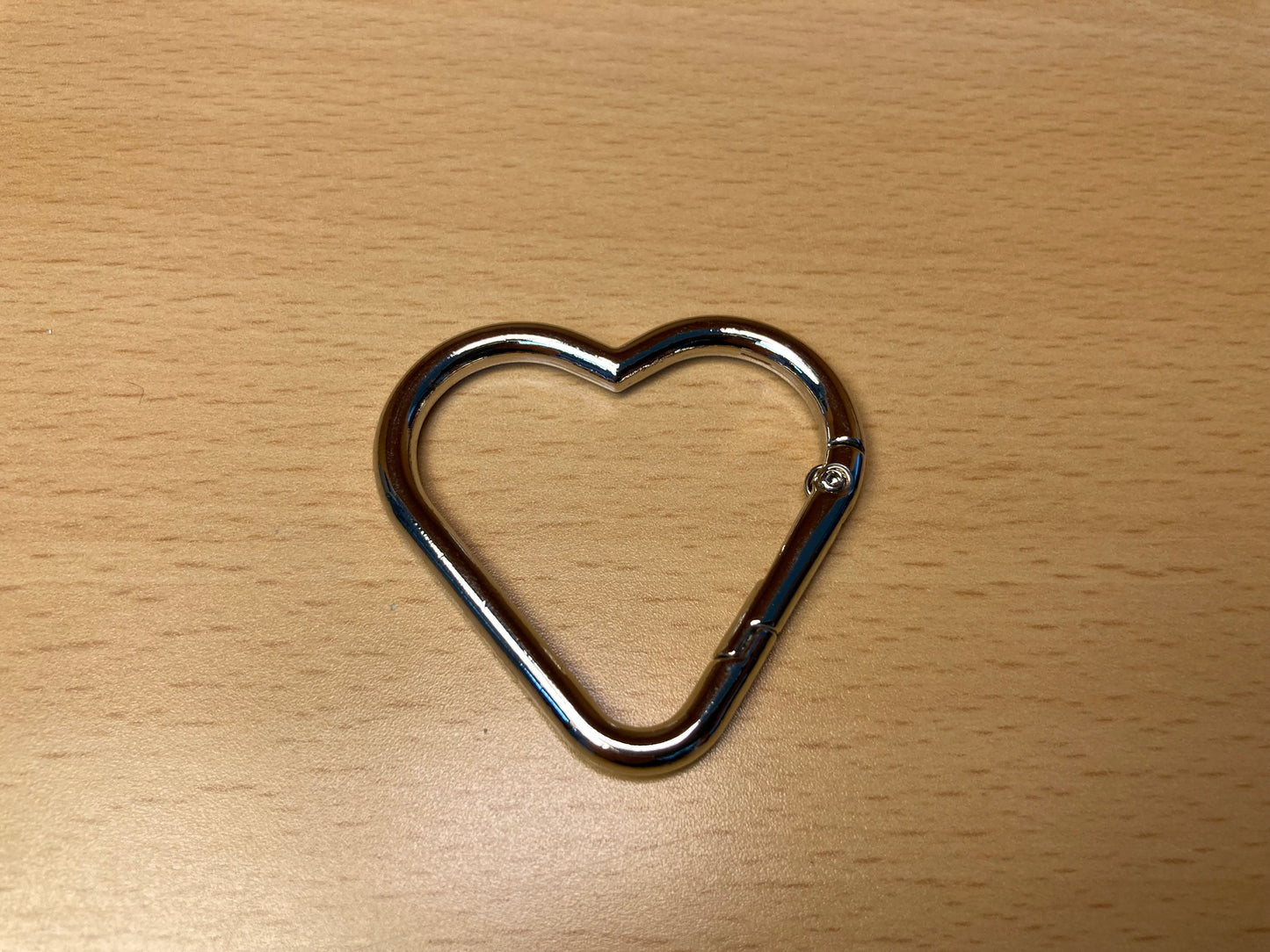 Tiny Treasures Seoul - Silver Heart Shape Holder Key Ring