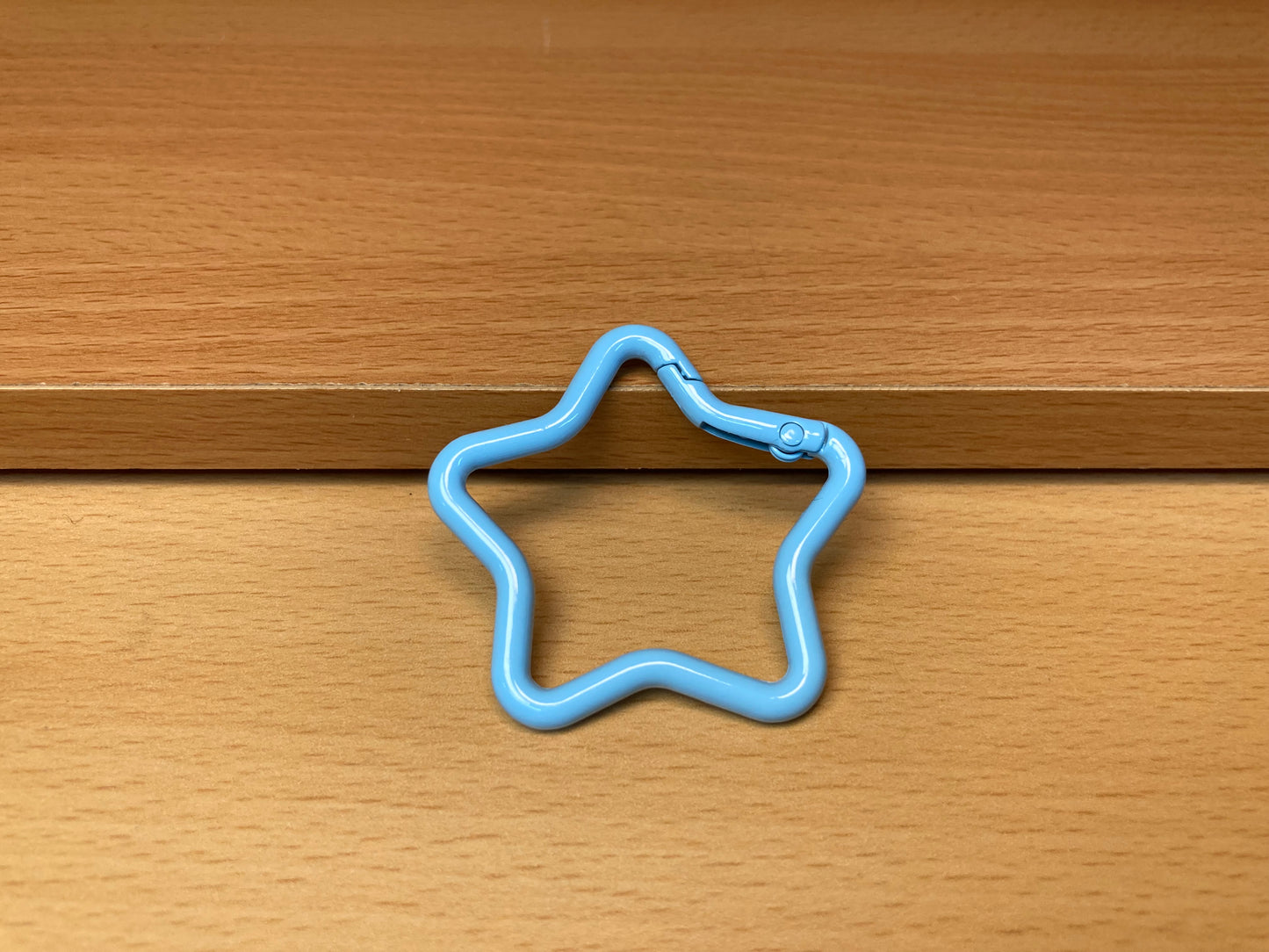Tiny Treasures Seoul - Sky Blue Star Shape Holder Key Ring