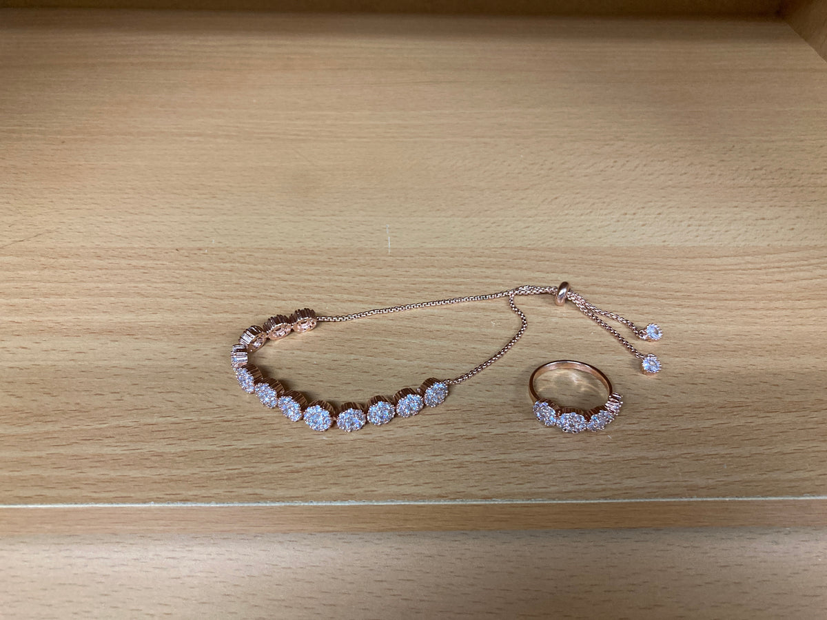 Tiny Treasures Seoul - 12 Round Zirconia Bracelet & 4 Round Zirconia Ring Set (Rose Gold) 4