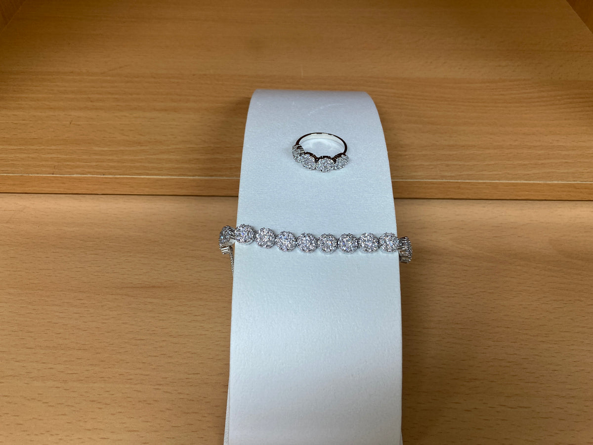 12 Round Zirconia Bracelet & 4 Round Zirconia Ring Set (Silver)