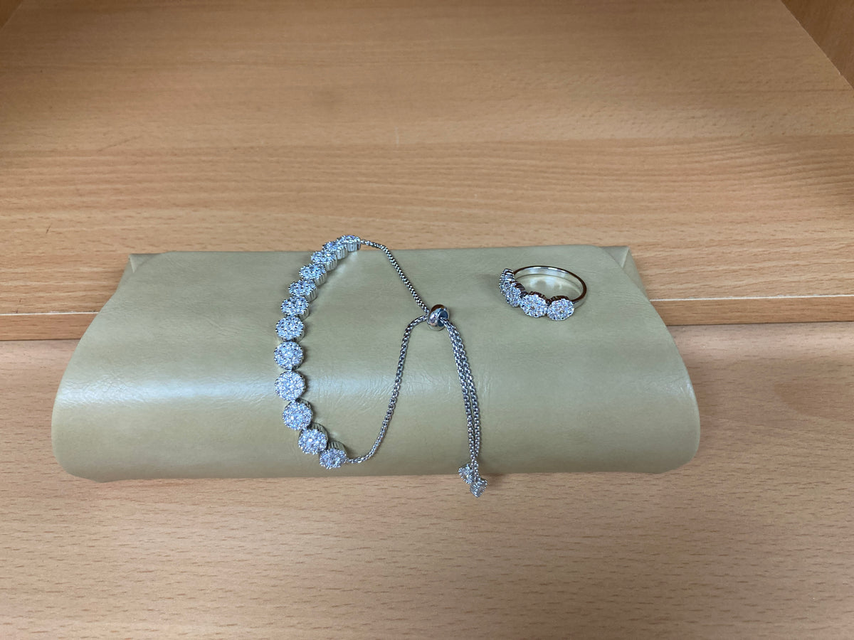 12 Round Zirconia Bracelet & 4 Round Zirconia Ring Set (Silver)