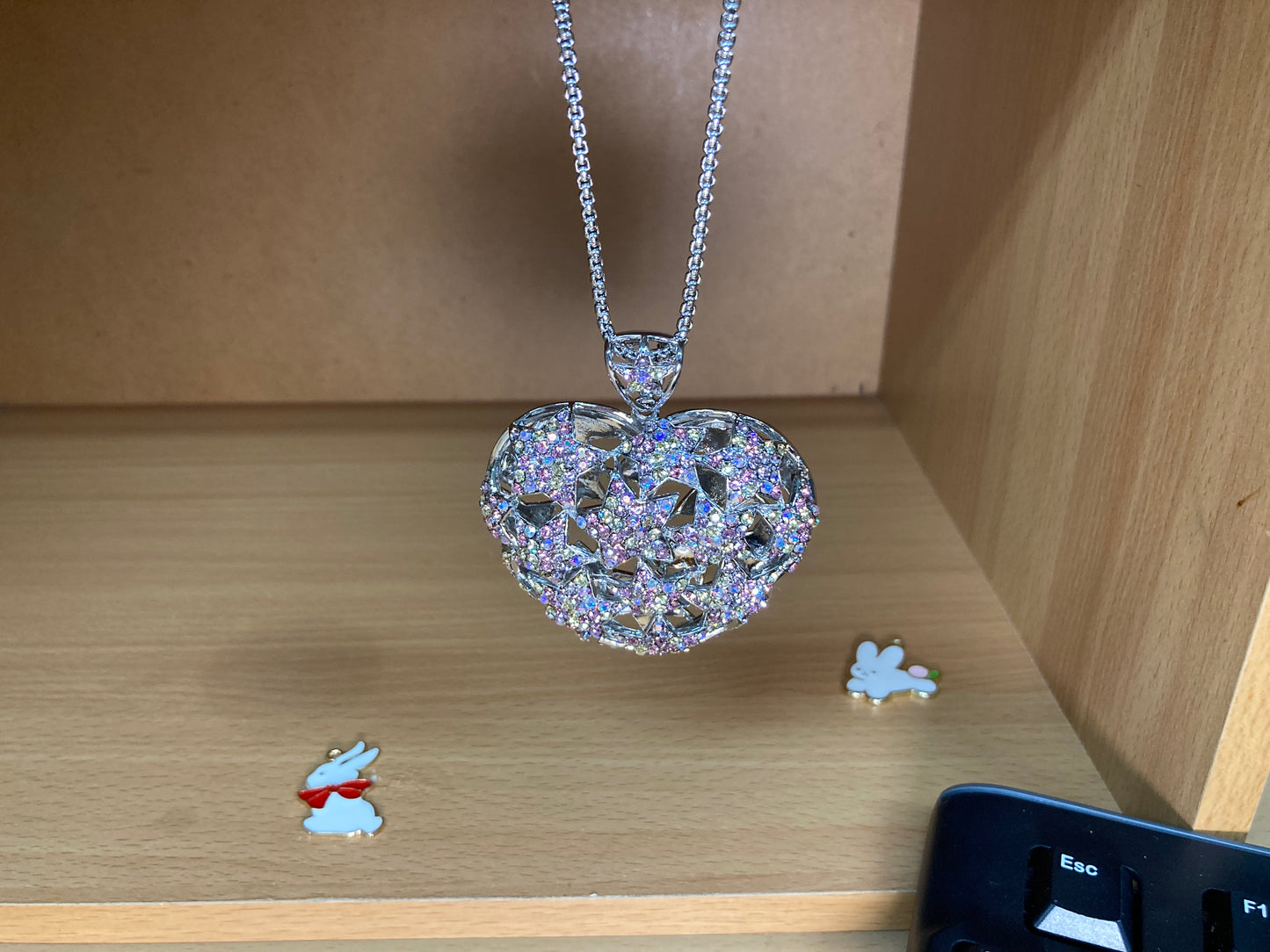 Tiny Treasures Seoul - Big Star Heart Necklace (Silver) Close up View