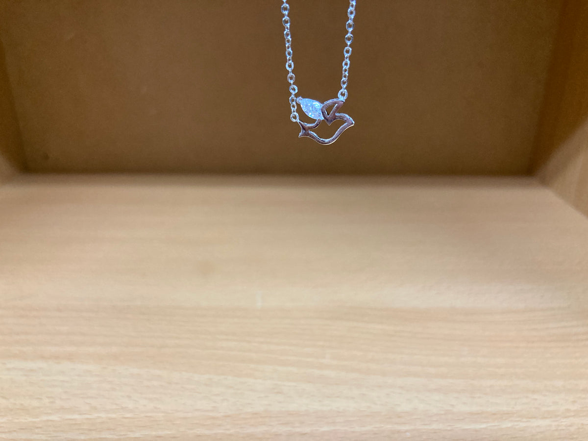 Tiny Treasures Seoul Bird Zirconia Wing Necklace (Silver) 5