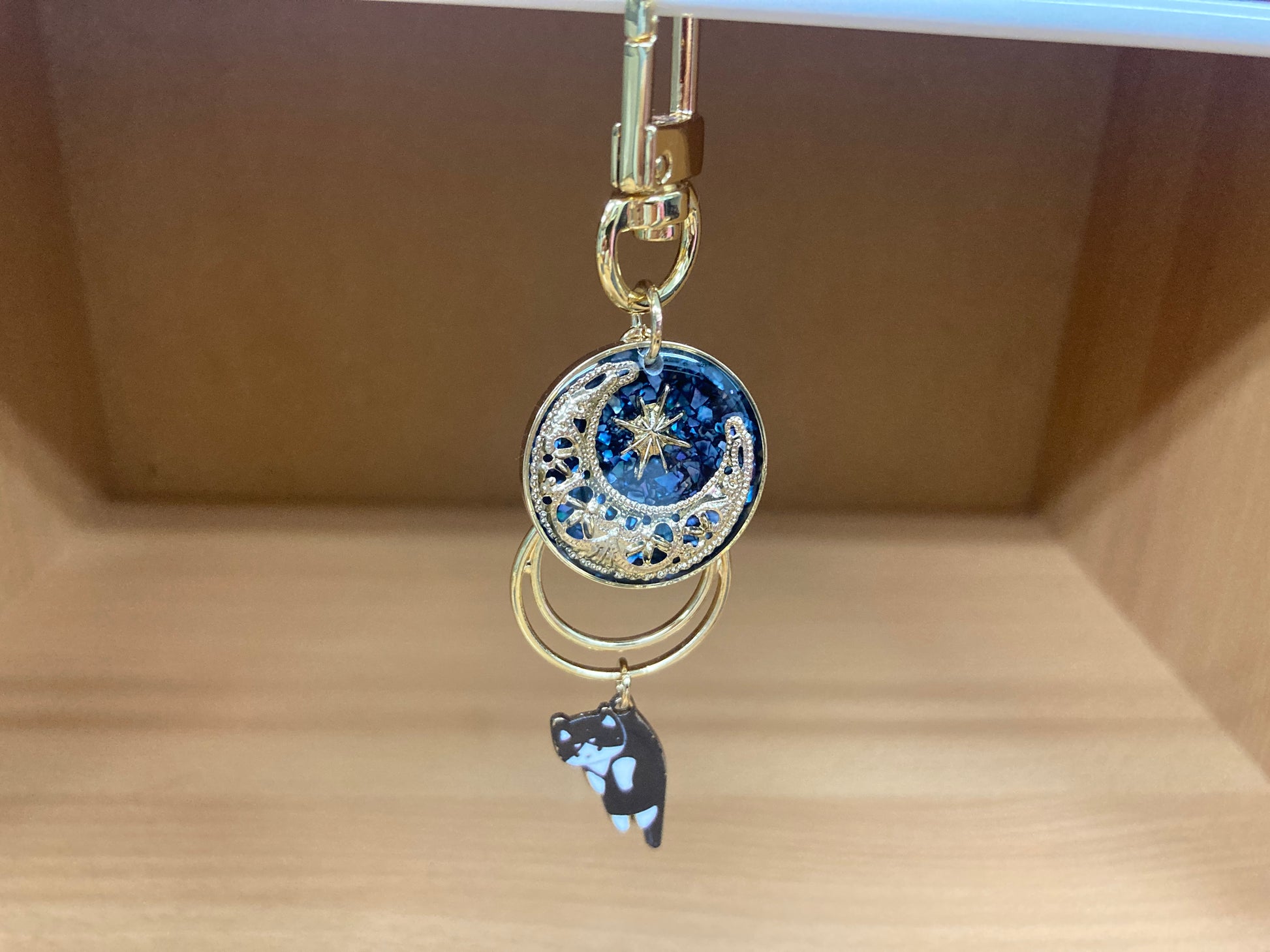 Tiny Treasures Seoul - Blue Cat Glitter Moon Bag Charm 8