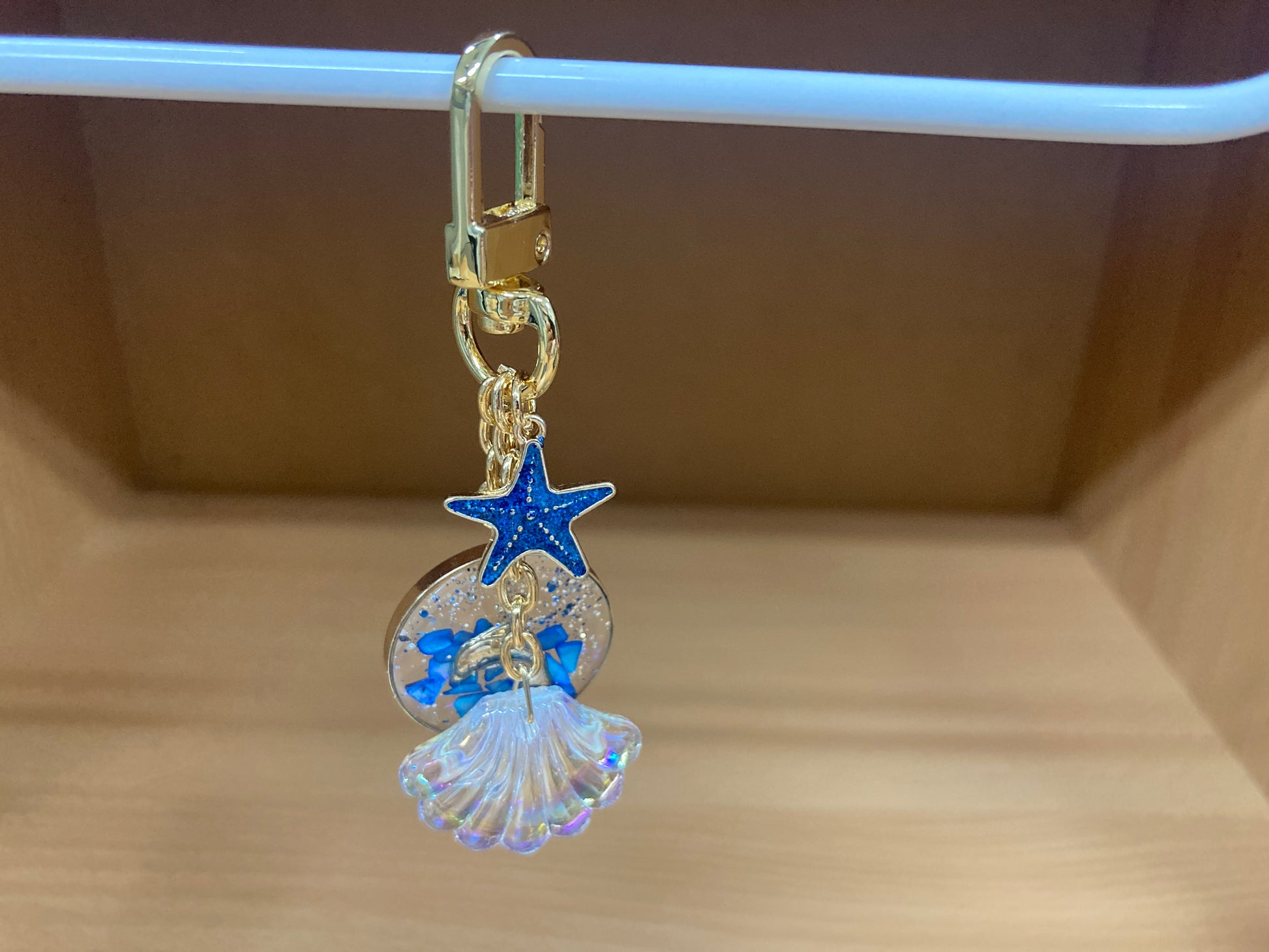 Tiny Treasures Seoul - Blue Starfish, Shell & Dolphin Glitter Bag Charm 7