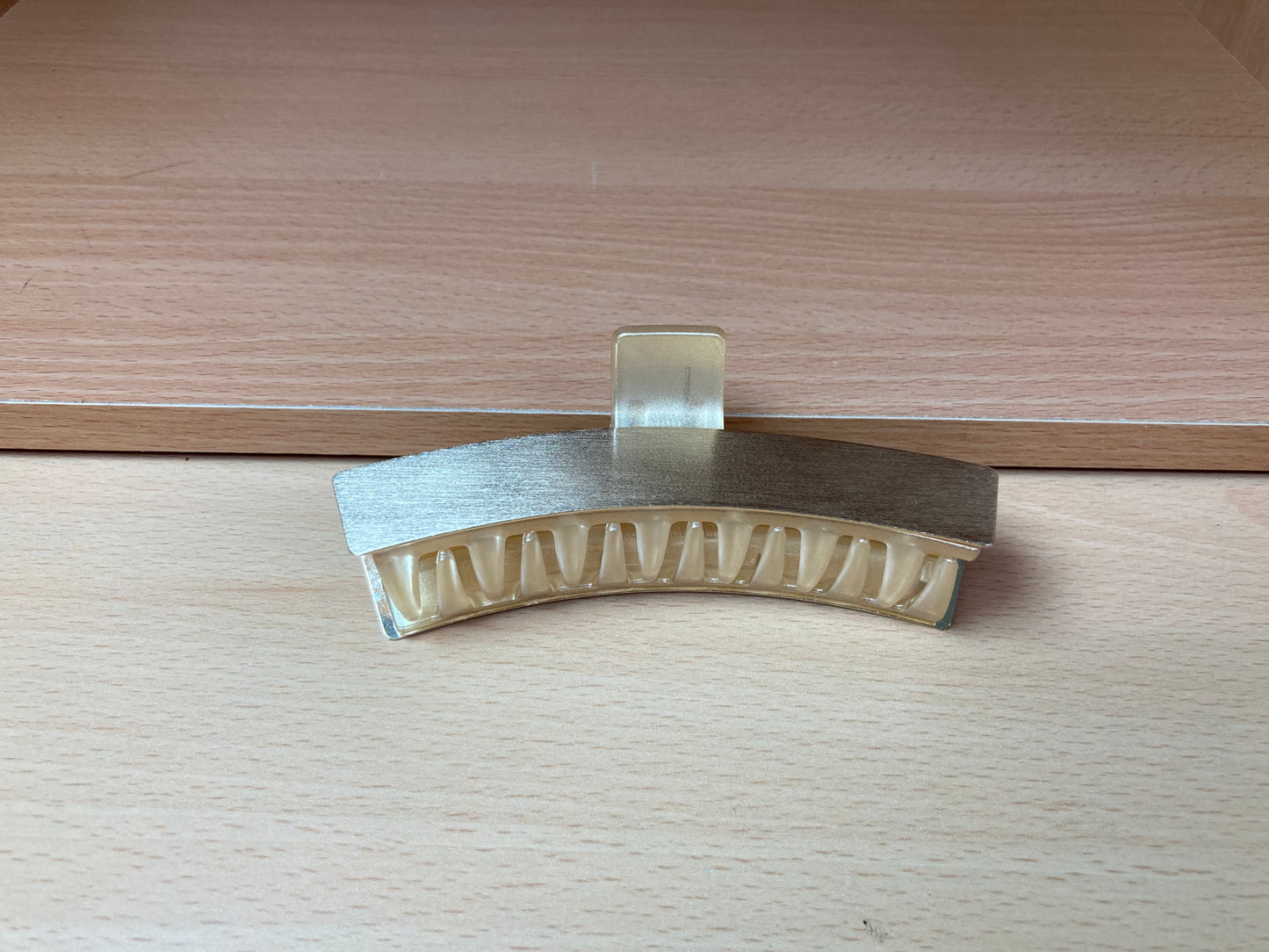 Tiny Treasures Seoul - Brushed Gold Curved Bar Hair Claw Side View