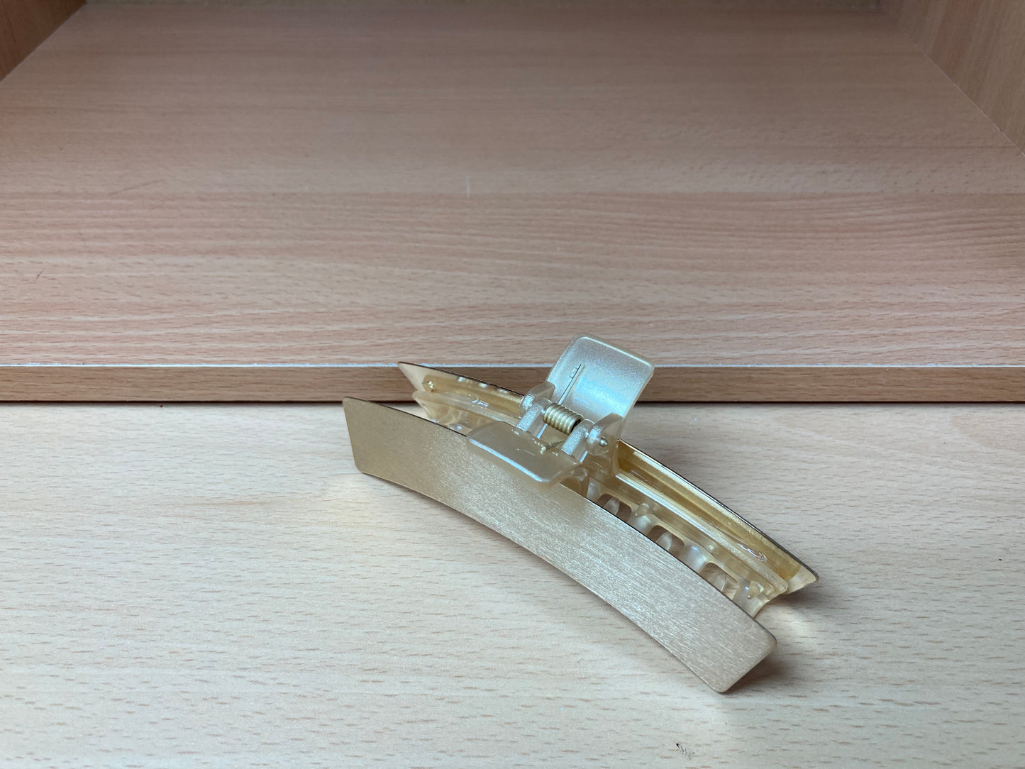 Tiny Treasures Seoul - Brushed Gold Curved Bar Hair Claw Top View