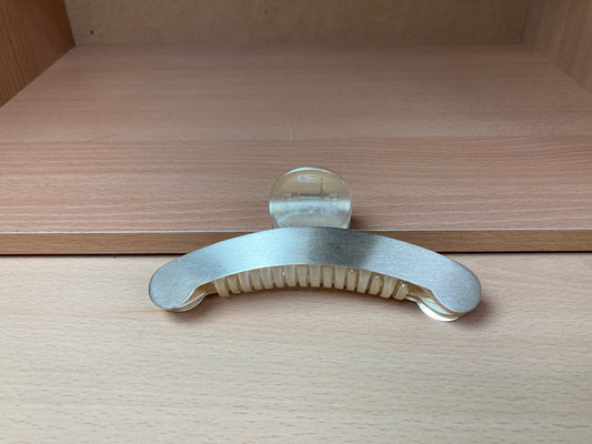 Tiny Treasures Seoul - Brushed Gold Curved Edge Hair Claw
