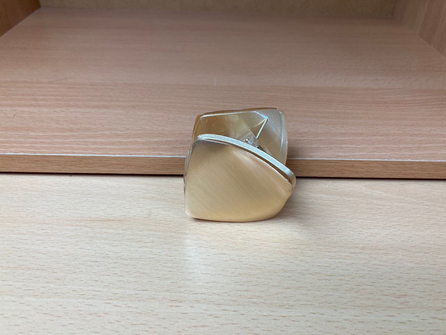 Tiny Treasures Seoul - Brushed Gold Geometric Mini Hair Claw Top View