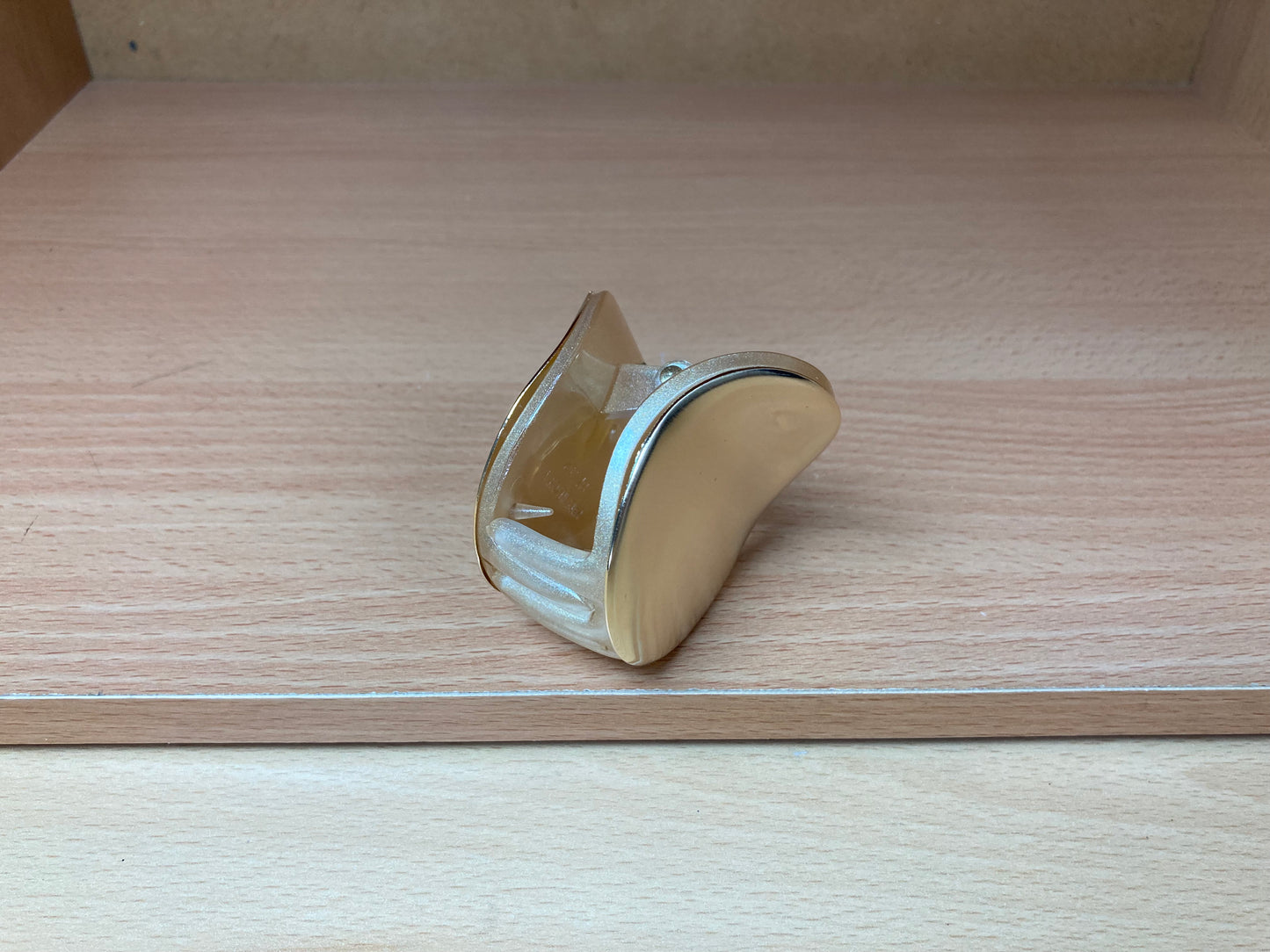 Tiny Treasures Seoul - Brushed Gold Pebble Mini Hair Claw Top View 2
