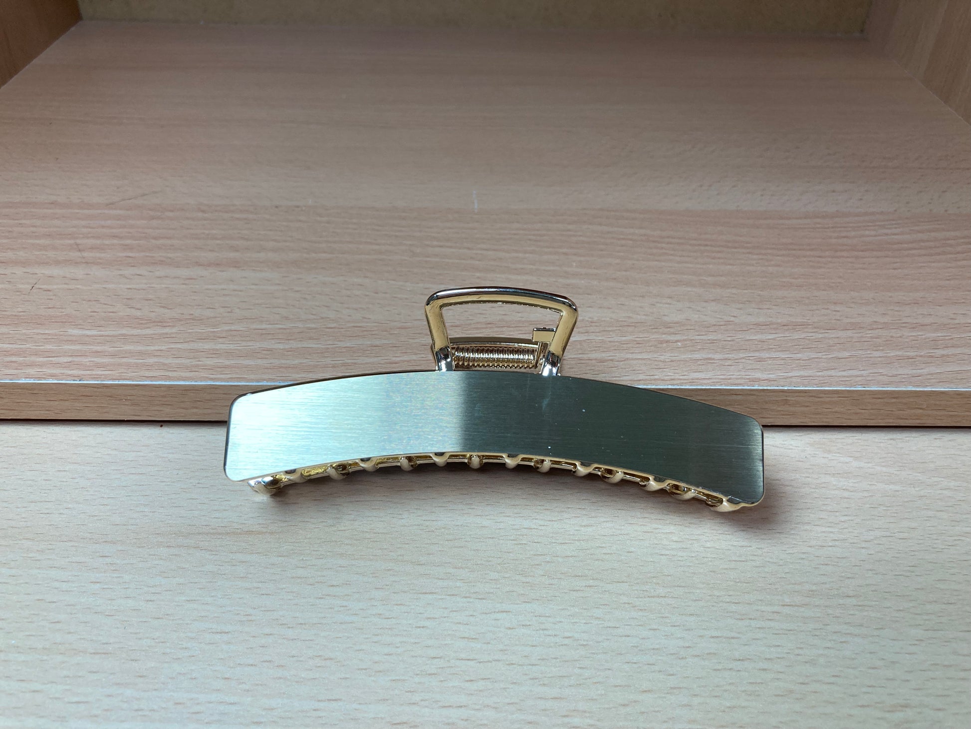 Tiny Treasures Seoul - Brushed Gold Slim Bar Hair Claw