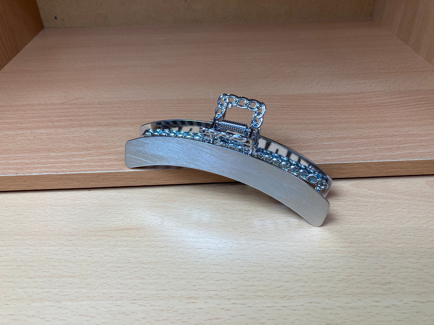 Tiny Treasures Seoul - Brushed Silver Chain Handle Hair Claw View