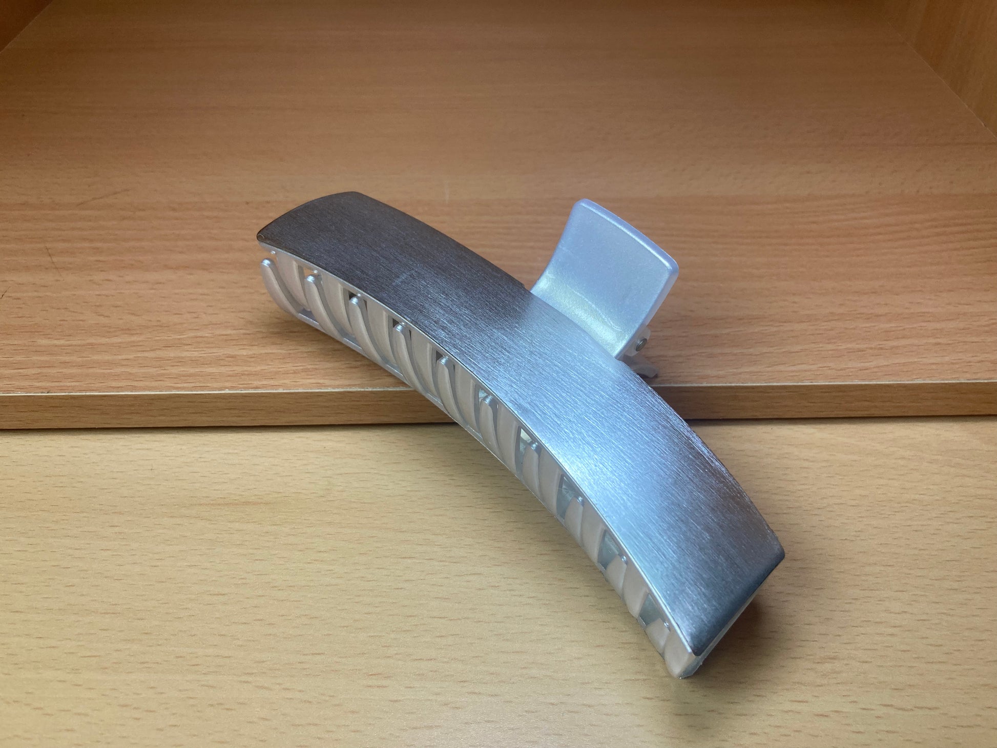 Tiny Treasures Seoul - Brushed Silver Long Bar Hair Claw Side View