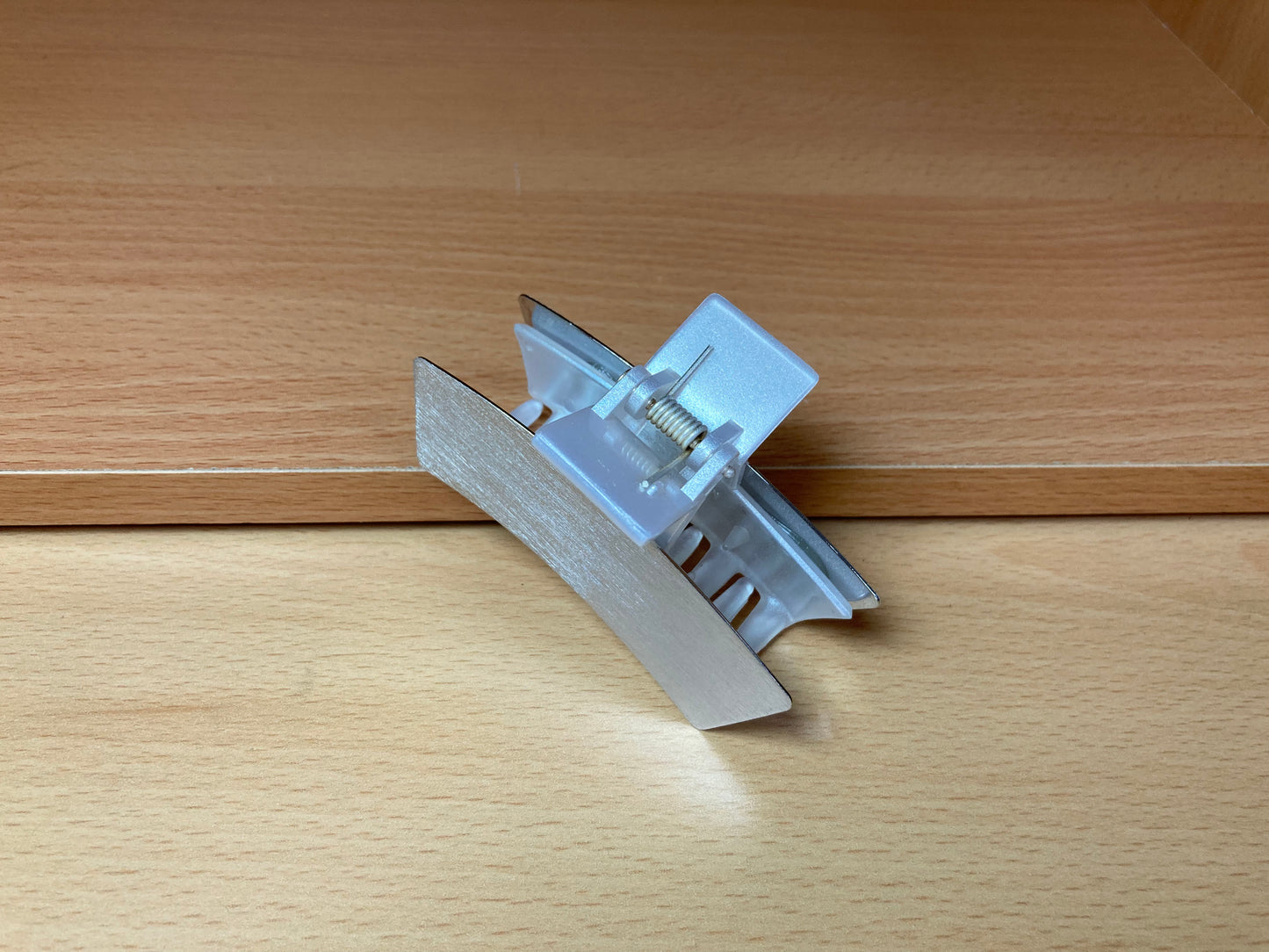 Brushed Silver Mini Curved Bar Hair Claw