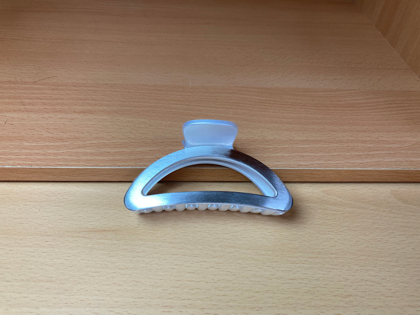 Tiny Treasures Seoul - Brushed Silver Open Oval Hair Claw Front View