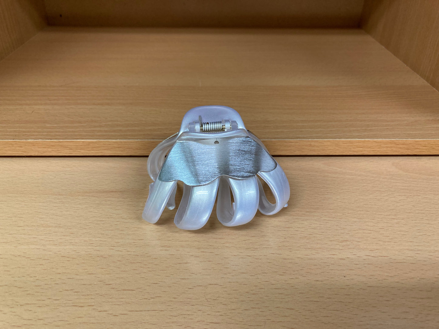 Tiny Treasures Seoul - Brushed Silver Wave Hair Claw Front View