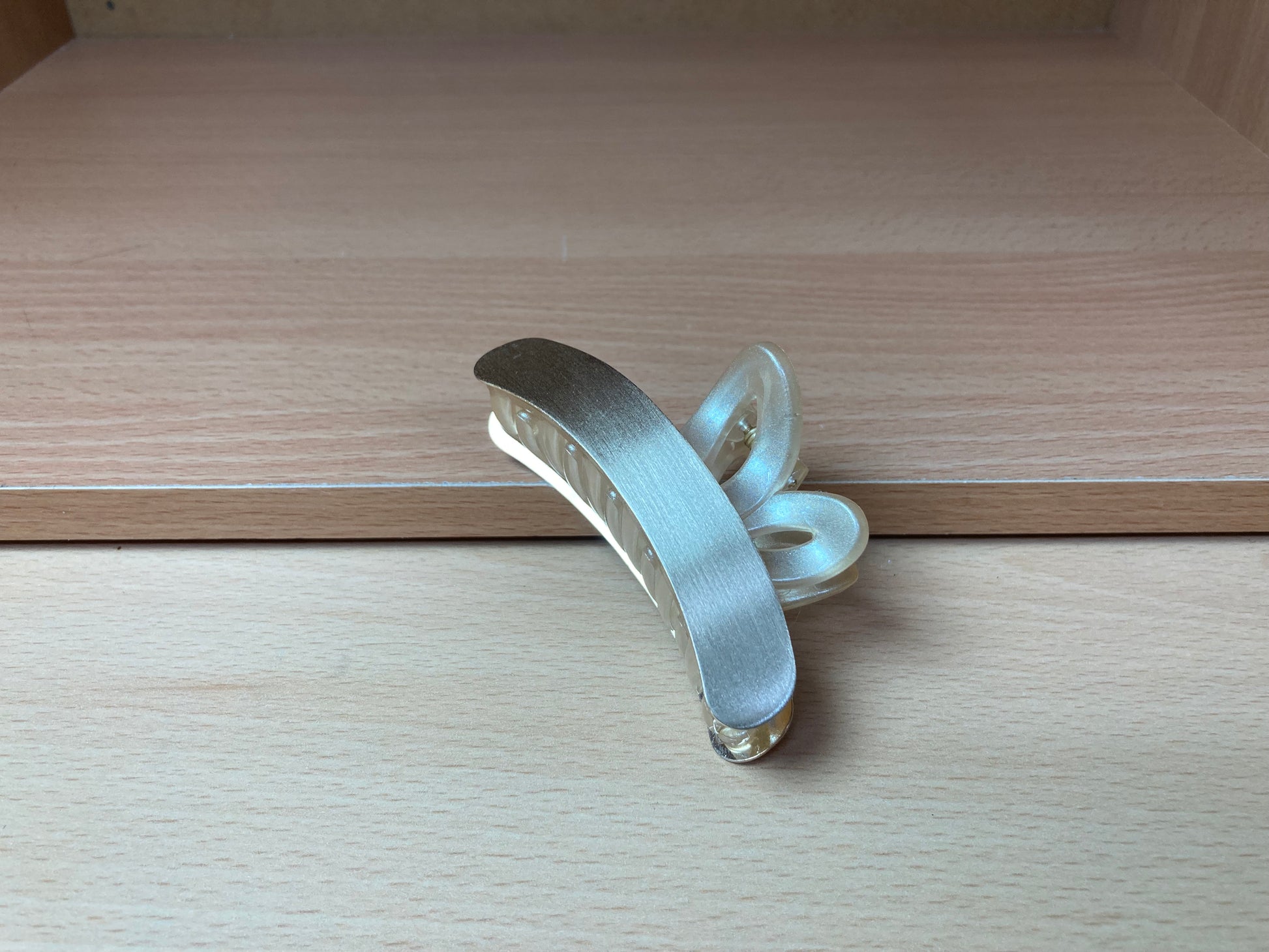 Tiny Treasures Seoul - Bunny Ear Hair Claw Clip (Gold) Side View