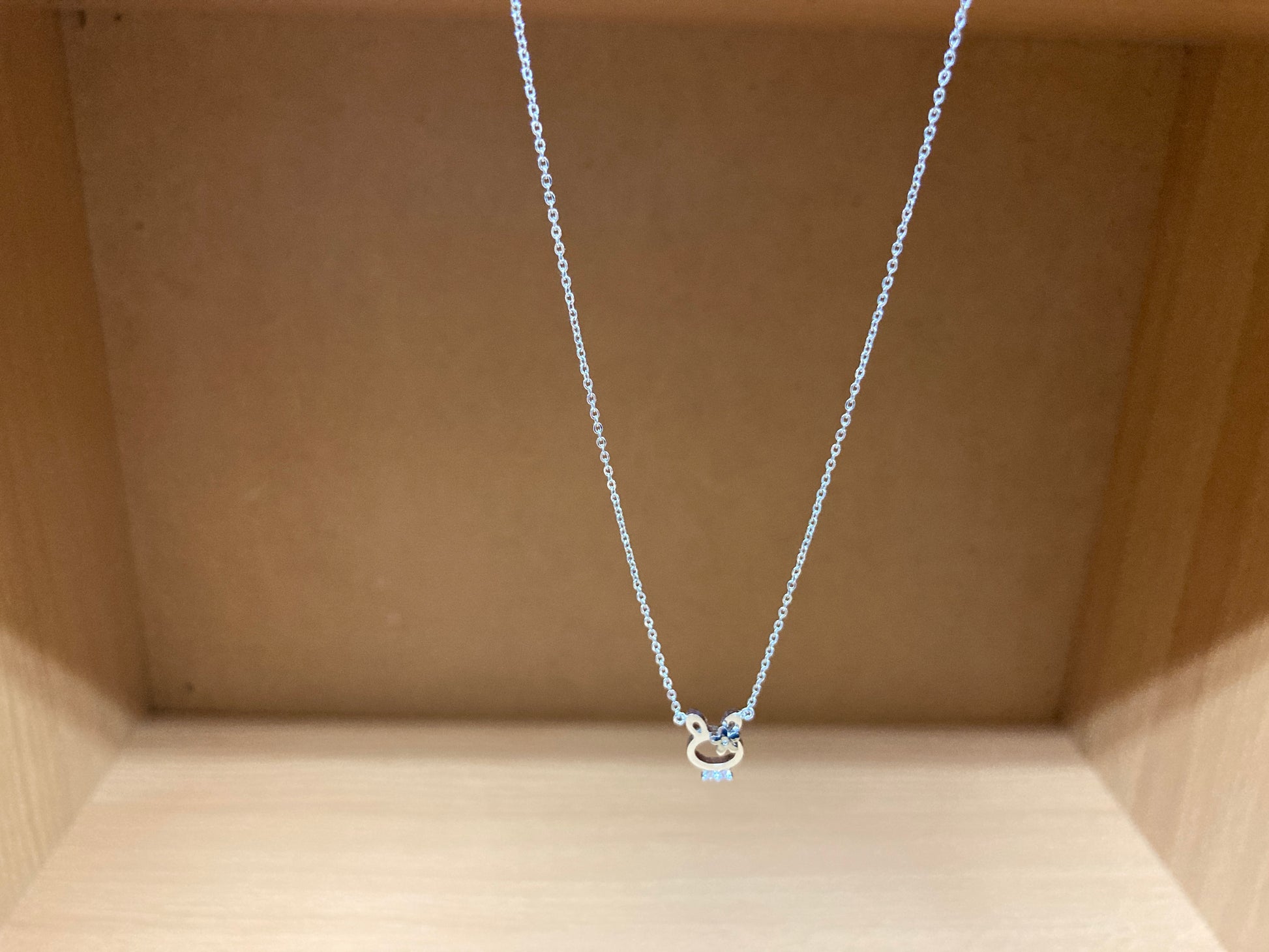 Tiny Treasures Seoul - Bunny Necklace (Silver) 3