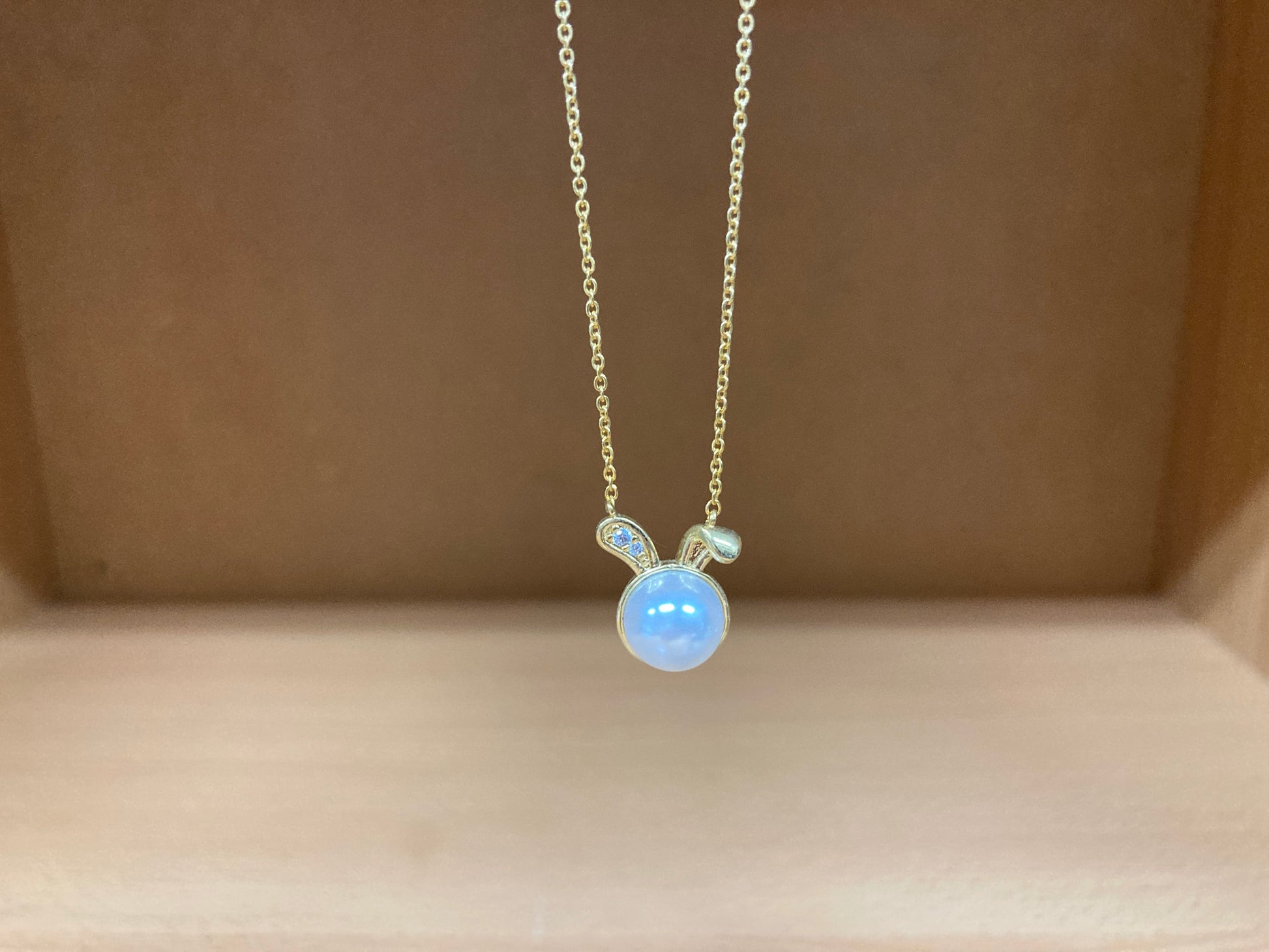 Tiny Treasures Seoul - Bunny Pearl & Crystal Necklace (Gold) 