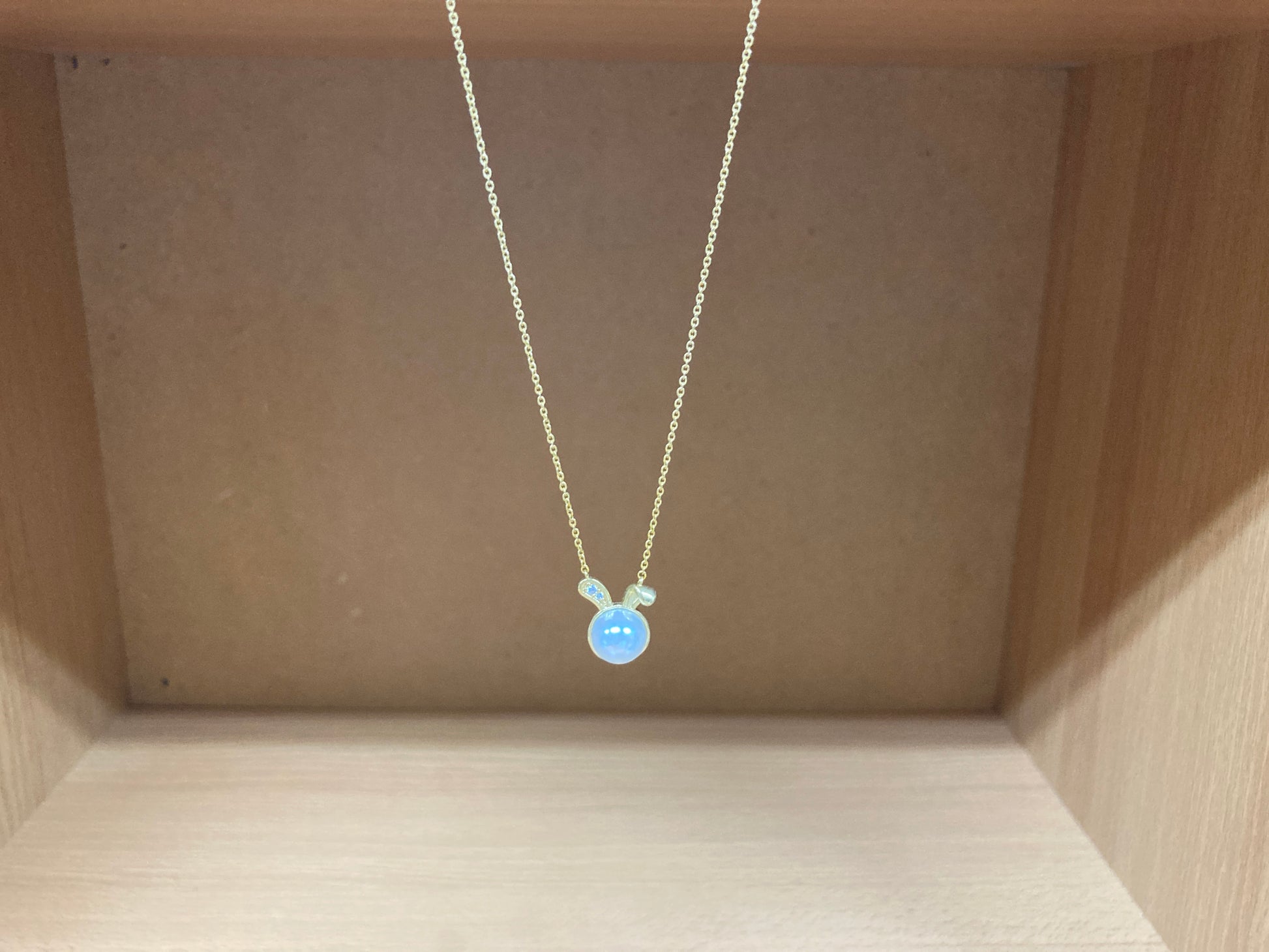 Tiny Treasures Seoul - Bunny Pearl & Crystal Necklace (Gold) 8