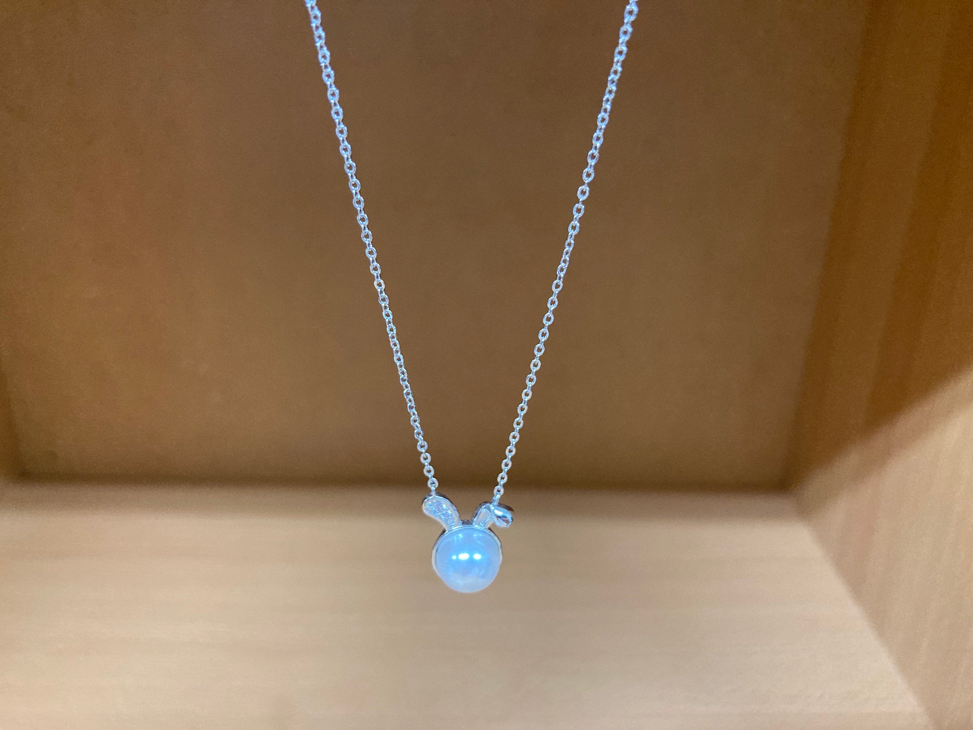Tiny Treasures Seoul - Bunny Pearl & Crystal Necklace (Silver) 