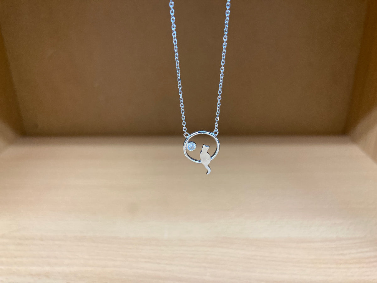Tiny Treasures Seoul - Cat Zirconia Circle Necklace (Silver) 10