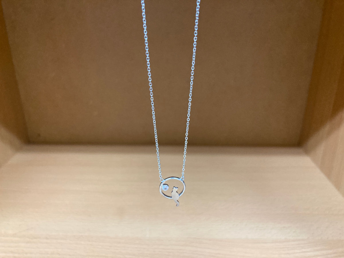 Tiny Treasures Seoul - Cat Zirconia Circle Necklace (Silver) 9