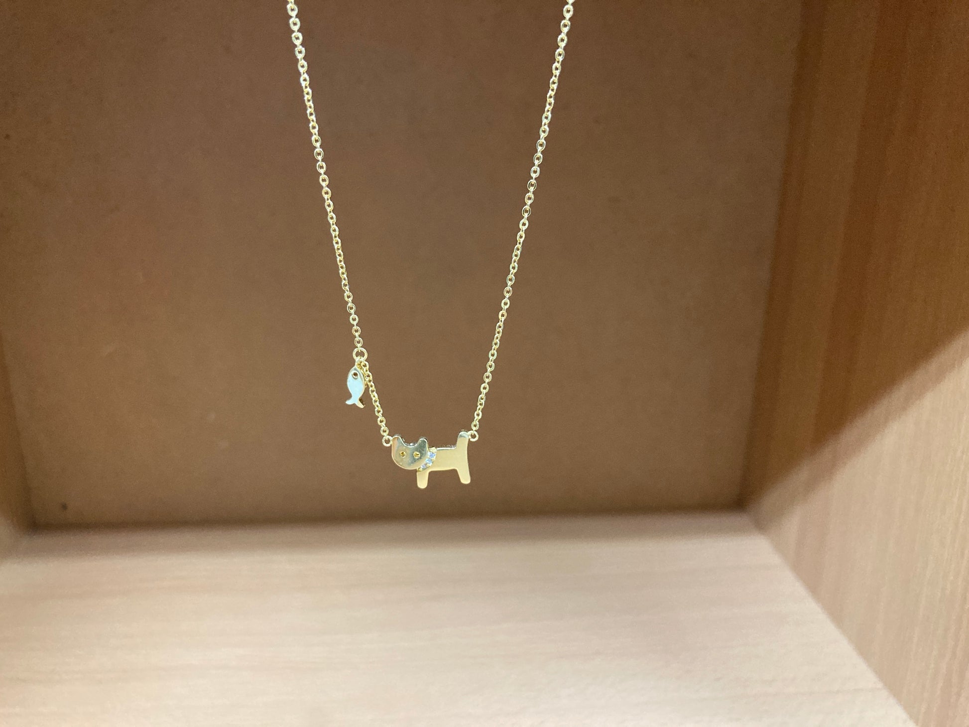 Tiny Treasures Seoul - Cat & Fish Necklace (Gold) 
