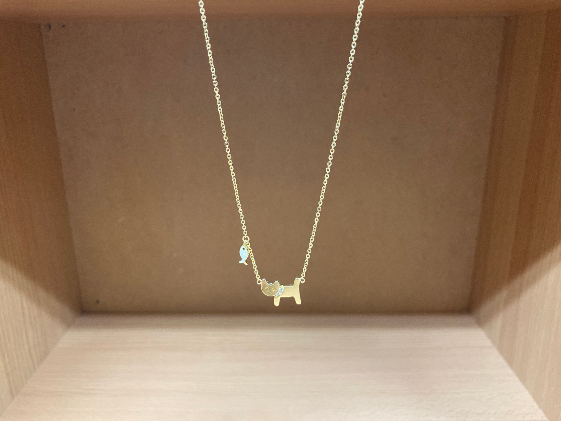 Tiny Treasures Seoul - Cat & Fish Necklace (Gold) 11