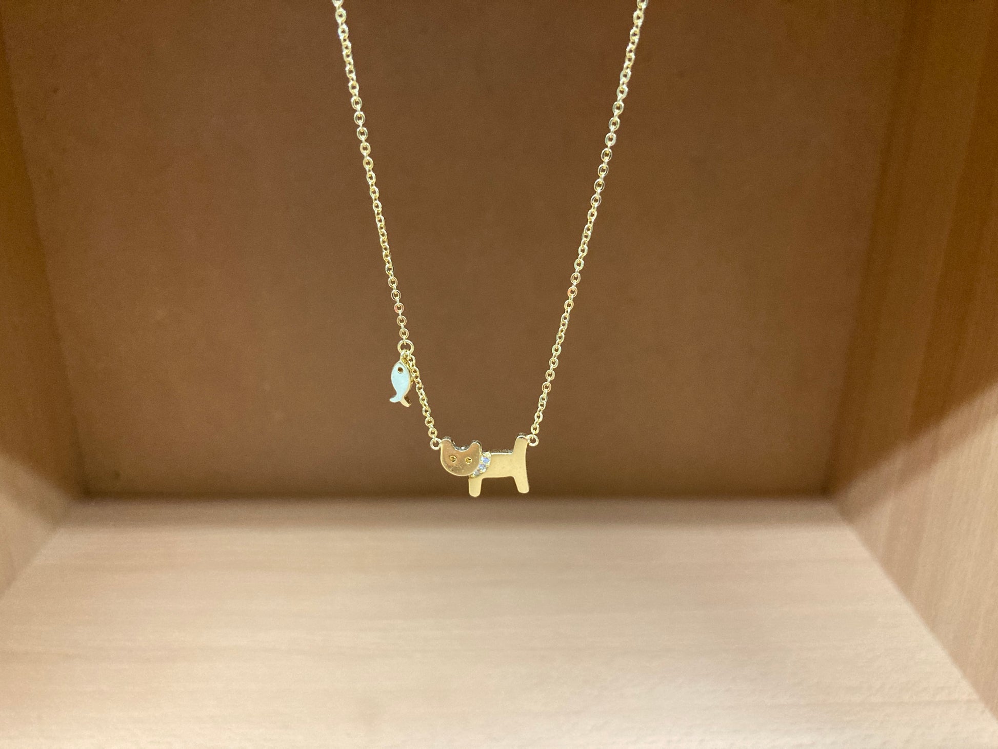 Tiny Treasures Seoul - Cat & Fish Necklace (Gold) 3