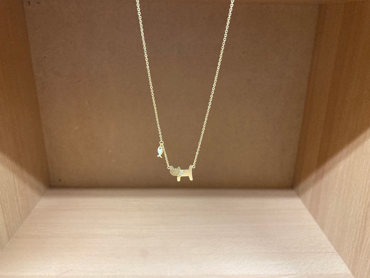 Tiny Treasures Seoul - Cat & Fish Necklace (Gold) 7