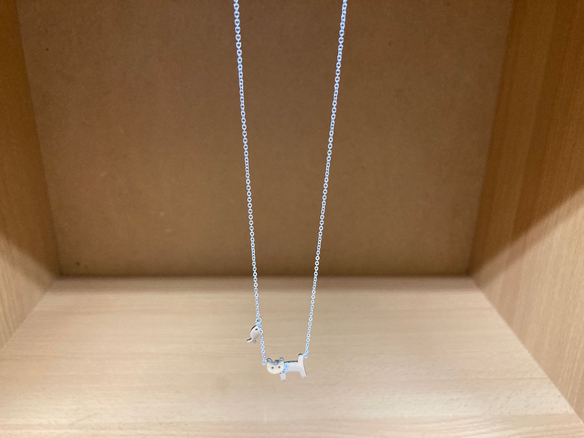 Tiny Treasures Seoul - Cat & Fish Necklace (Silver) 3