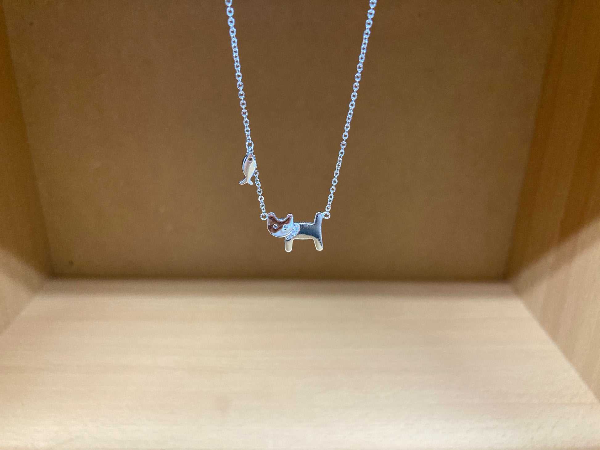 Tiny Treasures Seoul - Cat & Fish Necklace (Silver) 5