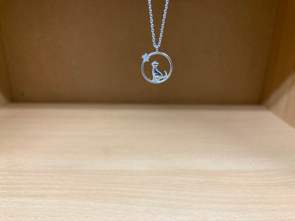 Tiny Treasures Seoul - Cat & Star Circle Necklace (Silver) 6