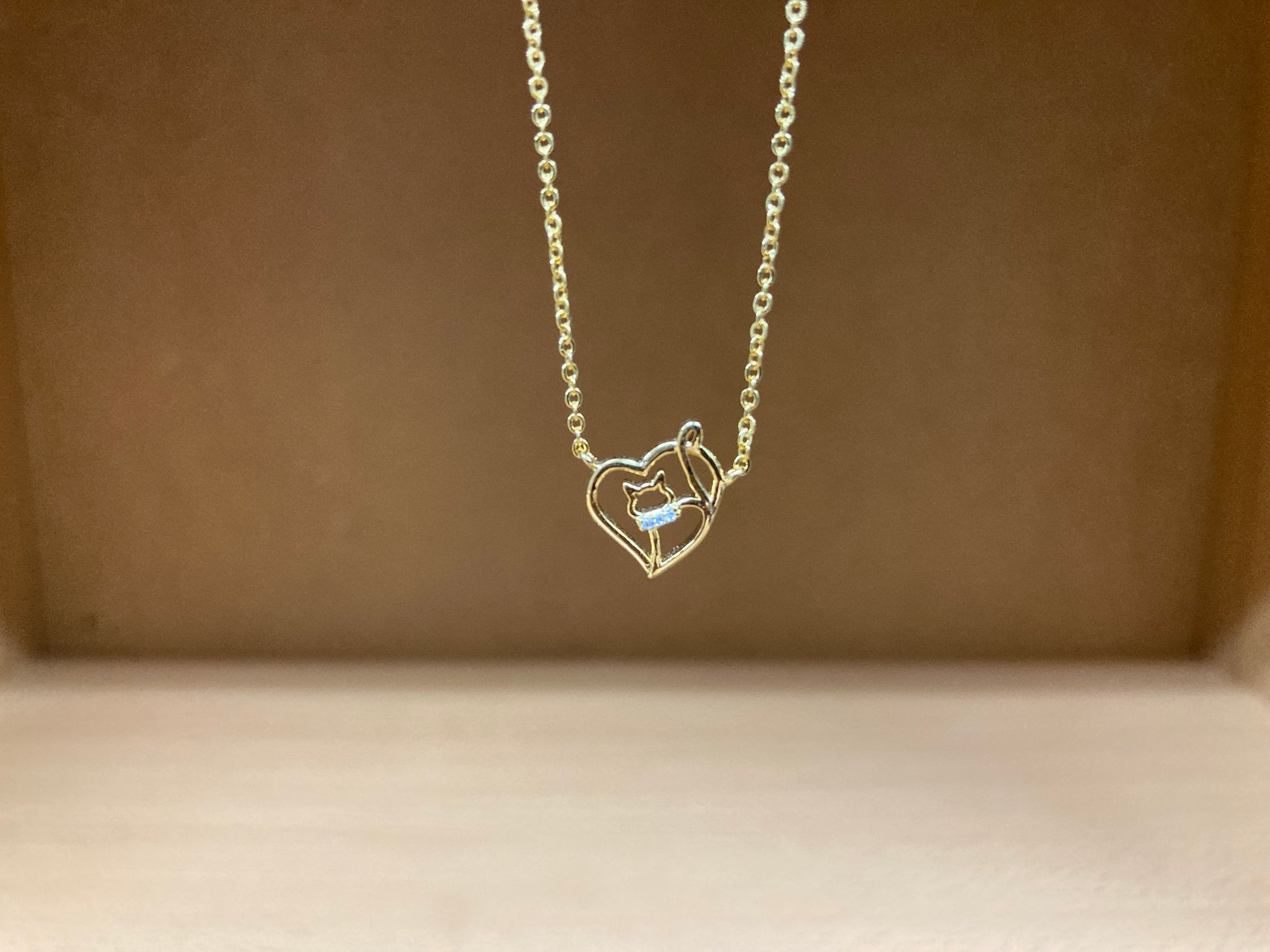Tiny Treasures Seoul - Cat in Heart & Stone Bow Necklace (Gold) 