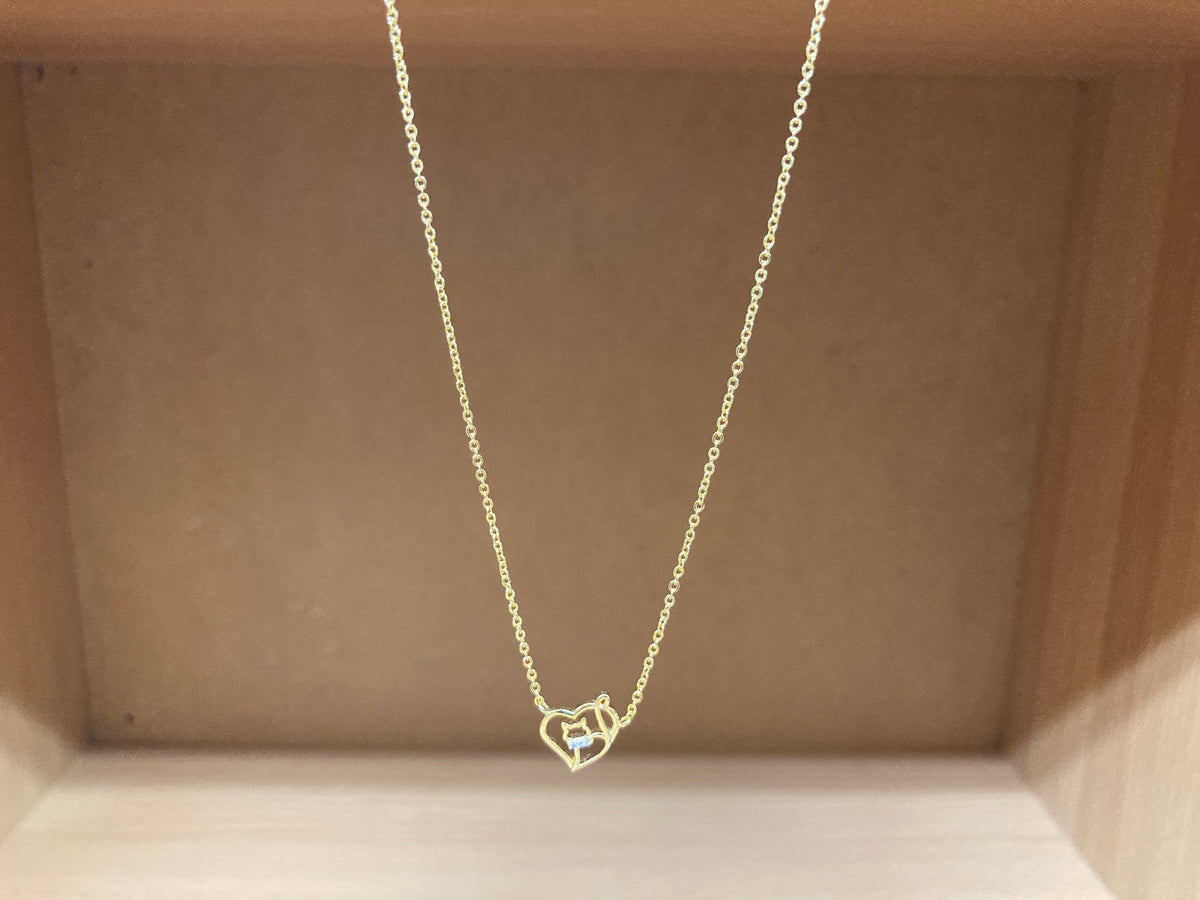 Tiny Treasures Seoul - Cat in Heart & Stone Bow Necklace (Gold) 3