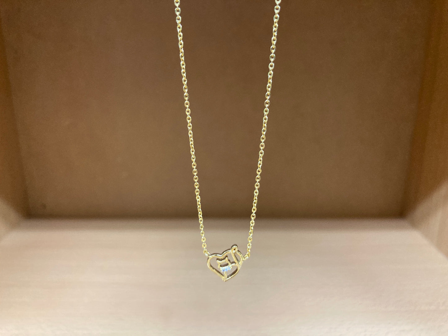 Tiny Treasures Seoul - Cat in Heart & Stone Bow Necklace (Gold) 4