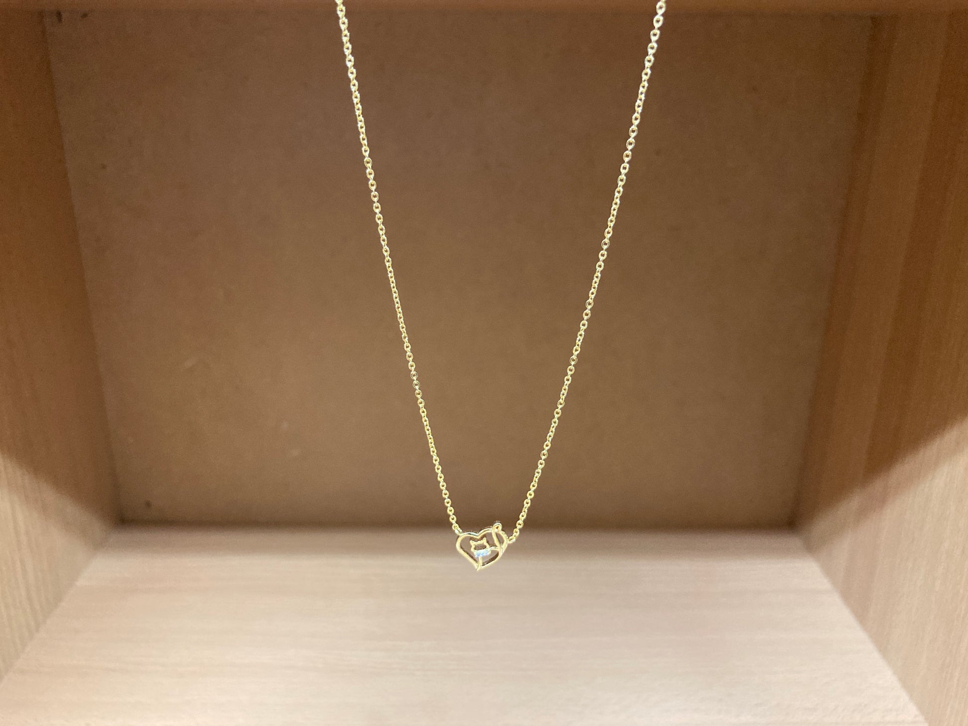 Tiny Treasures Seoul - Cat in Heart & Stone Bow Necklace (Gold) 9