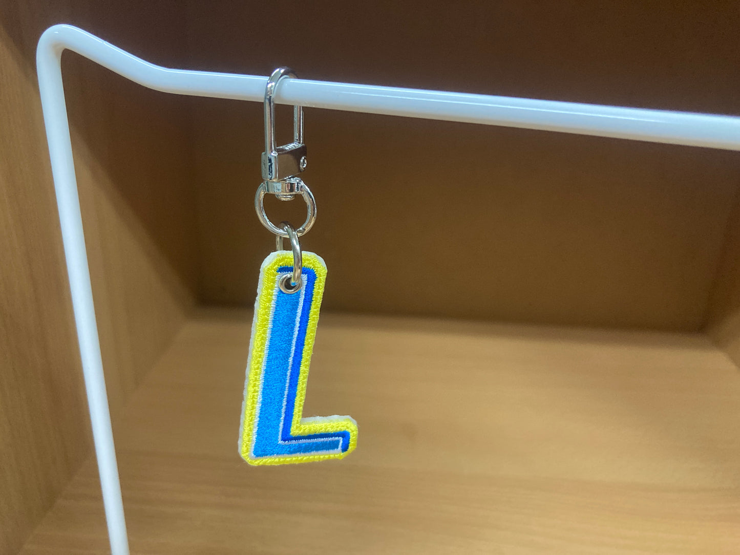 Tiny Treasures Seoul - Embroidered Initial L Bag Charm 3