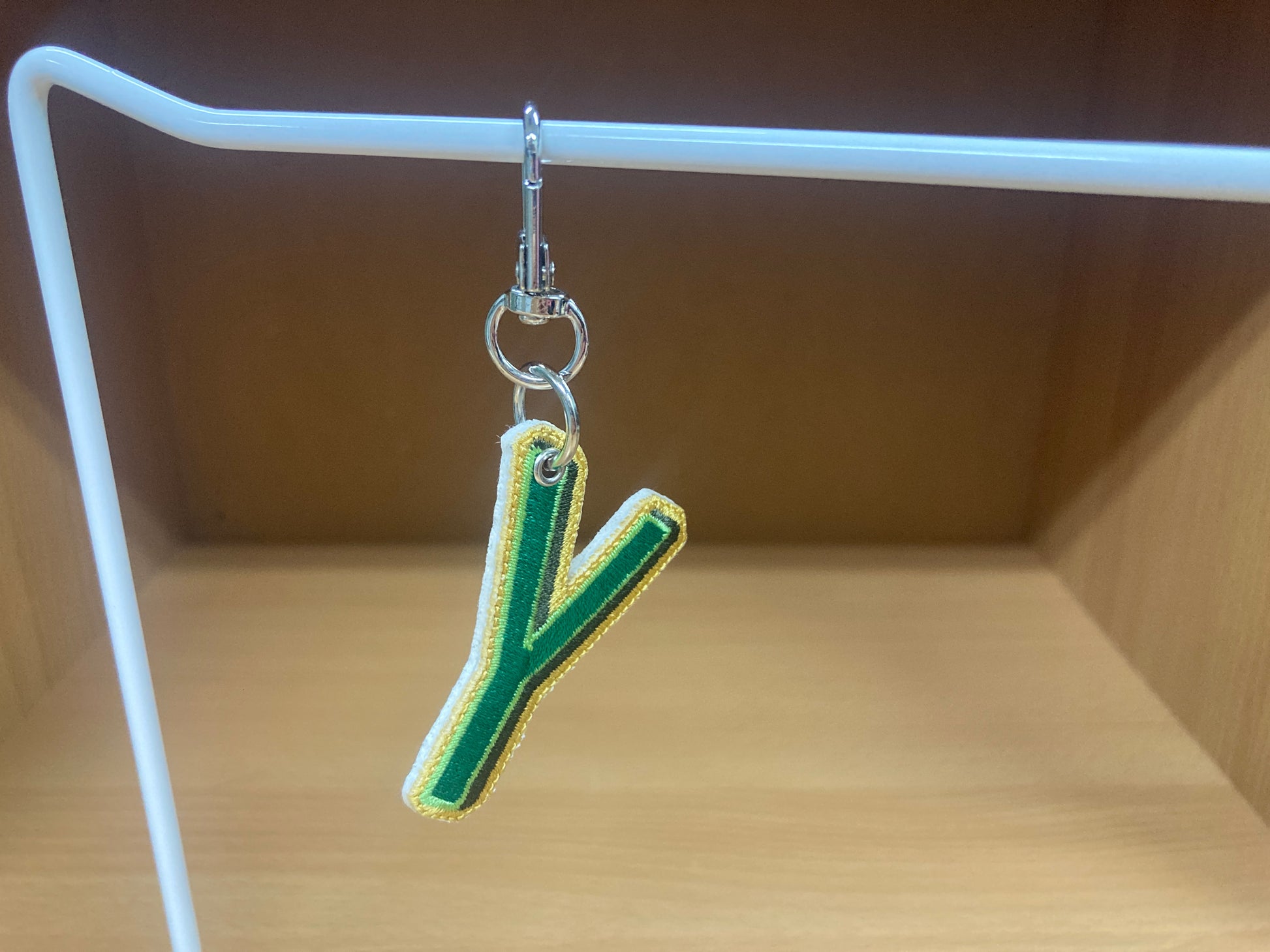 Tiny Treasures Seoul - Embroidered Initial Y Bag Charm 3