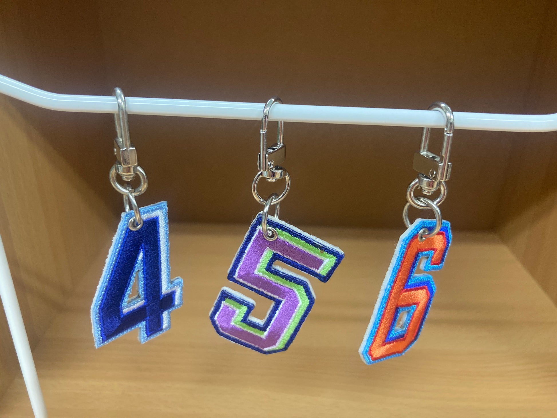 Tiny Treasures Seoul - Embroidered Number 5 Keychain 11
