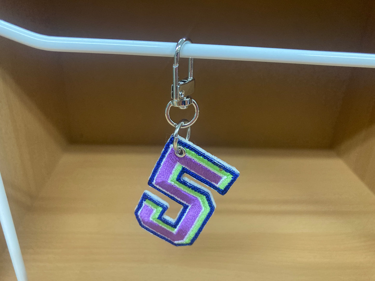Tiny Treasures Seoul - Embroidered Number 5 Keychain 5