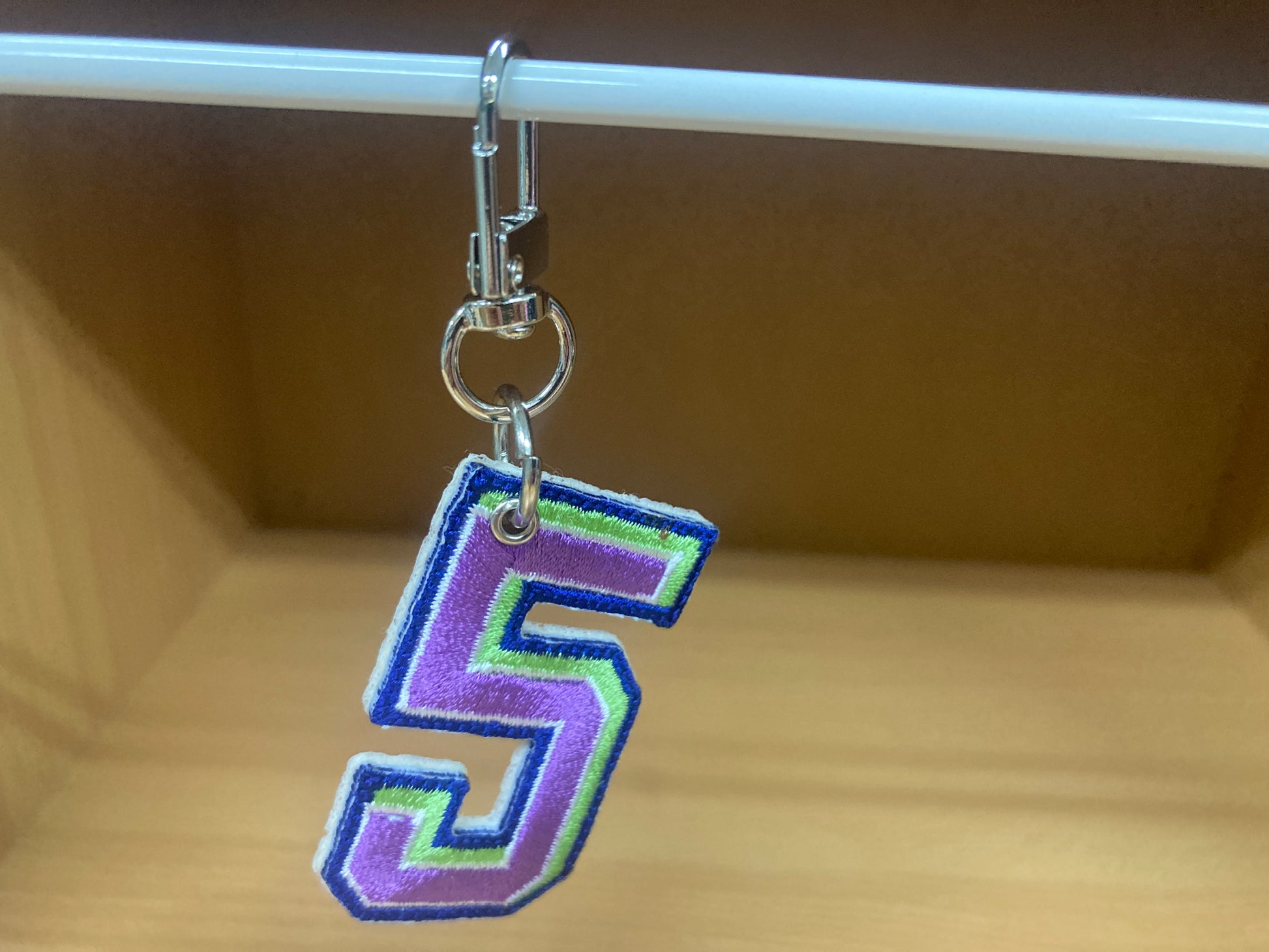 Tiny Treasures Seoul - Embroidered Number 5 Keychain 6