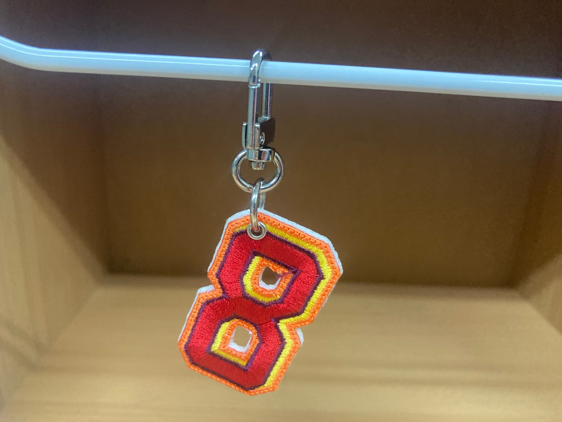 Tiny Treasures Seoul - Embroidered Number 8 Keychain 3